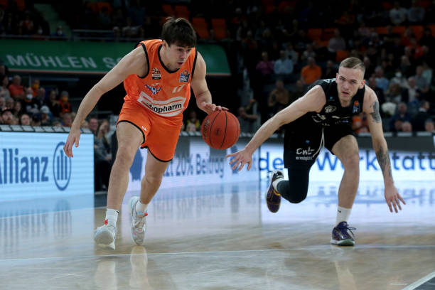 爆射穿裆破 爆射穿裆破