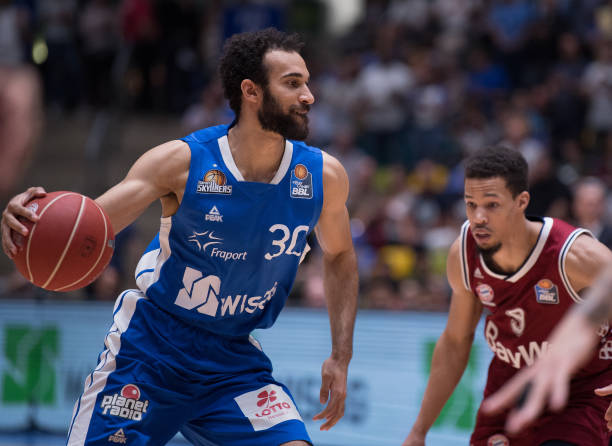 王钰栋势进 王钰栋势进