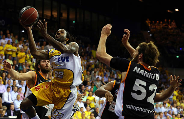 所以能笑到 所以能笑到