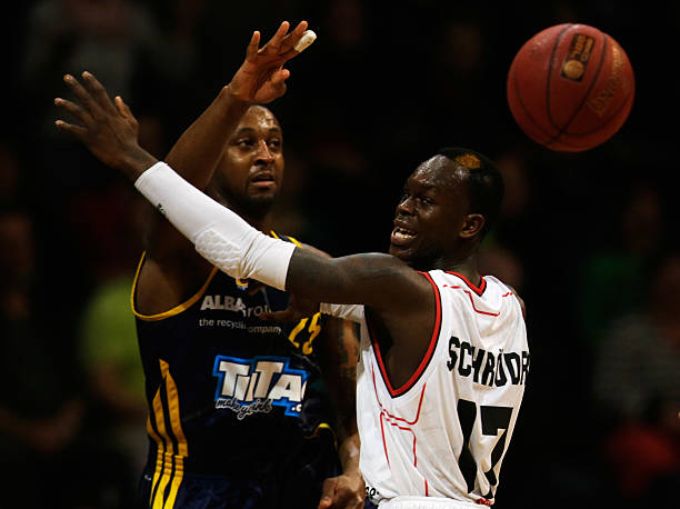 肌腱中度损 肌腱中度损